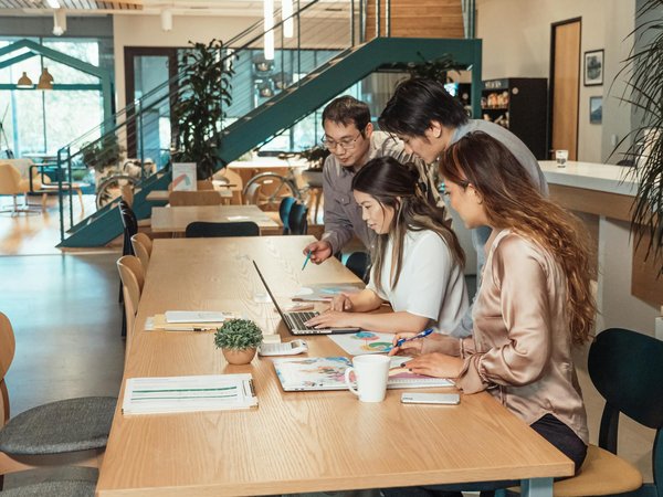 Rivoluzionare la Tua Azienda per il Futuro